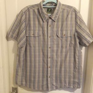 NORDIC TRACK SHORT SLEEVE MEN'S SHIRT - SIZE XXL - BLUE & GRAY STRIPED